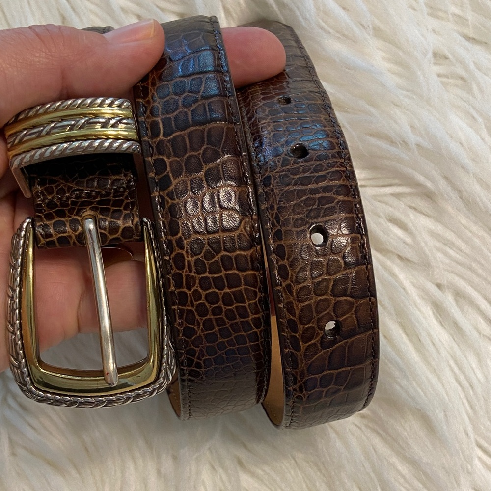 Brighton Brown Crocodile Pattern Leather Belt size 32 but till first whole 30”